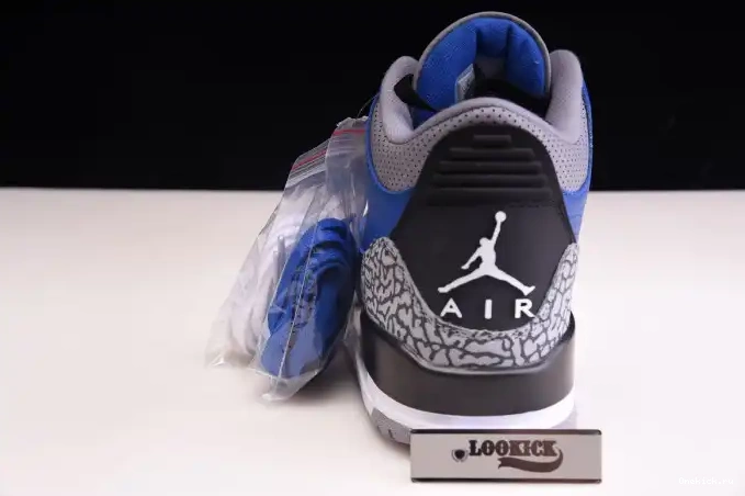 One Kick 'Varsity - Air 400 Retro Jordan 3 CT8532 Royal' 0518